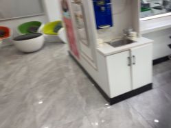 -镁连社·美联社