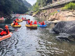-安吉龙王山峡谷漂流
