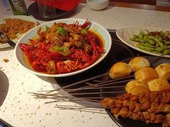 -沪小胖·小龙虾·蓝龙王(八佰伴店)