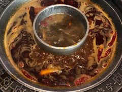 菌香鸳鸯锅-晓宇重庆火锅(赛格国际购物中心店)