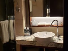 -上海龙之梦万丽酒店