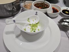 -红鼎豆捞·非遗鲍皇汤火锅(宝丰路店)