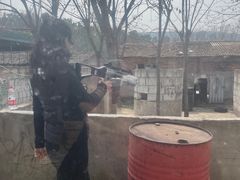 -东湖小天池真人CS彩弹野战基地