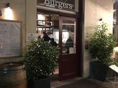 -Ribs & Burgers The Rocks