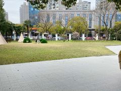 -上海青草地幼儿园