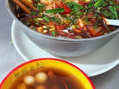 -铁锅哥米线