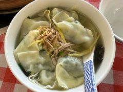 -笑来喜馄饨小笼工坊店(湖滨街店)