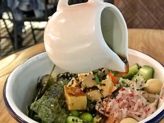 豆干素什锦能量拌饭-Moka Bros 摩卡站(西单大悦城店)