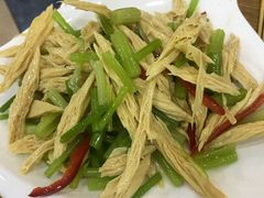 -西北朗益和穆斯林餐厅