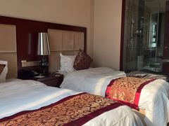 -锦龙国际酒店(天津奥体中心华苑地铁站店)