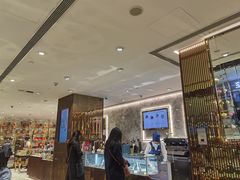 -VENCHI 闻绮(北京国贸商城店)