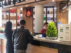 -有红鸡毛店·川菜(建设路店)