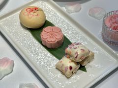 -珈境湖畔餐厅·湖北菜·江浙菜•樱花季(西北湖店)