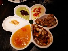 -绿茶餐厅(西湖银泰百货店)