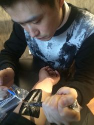 -鳌首刺青纹身 穿孔饰品店