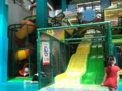 -蒙特利亲子乐园