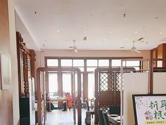 -黔蘑菇四季餐厅(观山湖店)