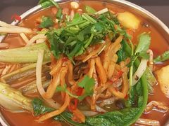 老友粉-红鼻子桂林米粉(金唐新光界店)