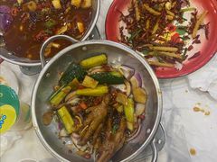 -江城燕子大排档(江汉路步行街店)