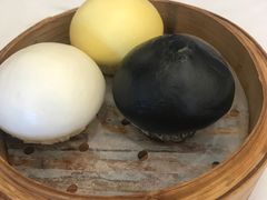 特色流沙包-潮府馆·非遗潮州菜·港式点心(世纪公园店)