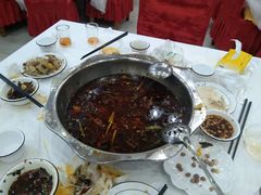 -乡土特色.冷锅鱼.牦牛肉汤锅