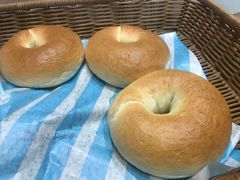 -沁屋面包店(人民东路店)