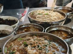 -正宗杨记普洱酸醋米线(总店)