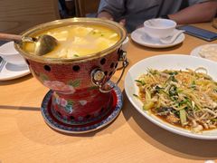 -关东小磨东北菜(上海长风大悦城店)