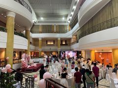 -深圳富苑皇冠假日套房酒店