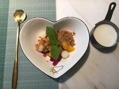 玛格丽特水果酸奶-蜜桃花开·中西融合菜E&W(南长街店)