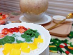 士多啤梨芒果绿茶拉面-甜心妈妈·榴莲星级糖水(北京路总店)