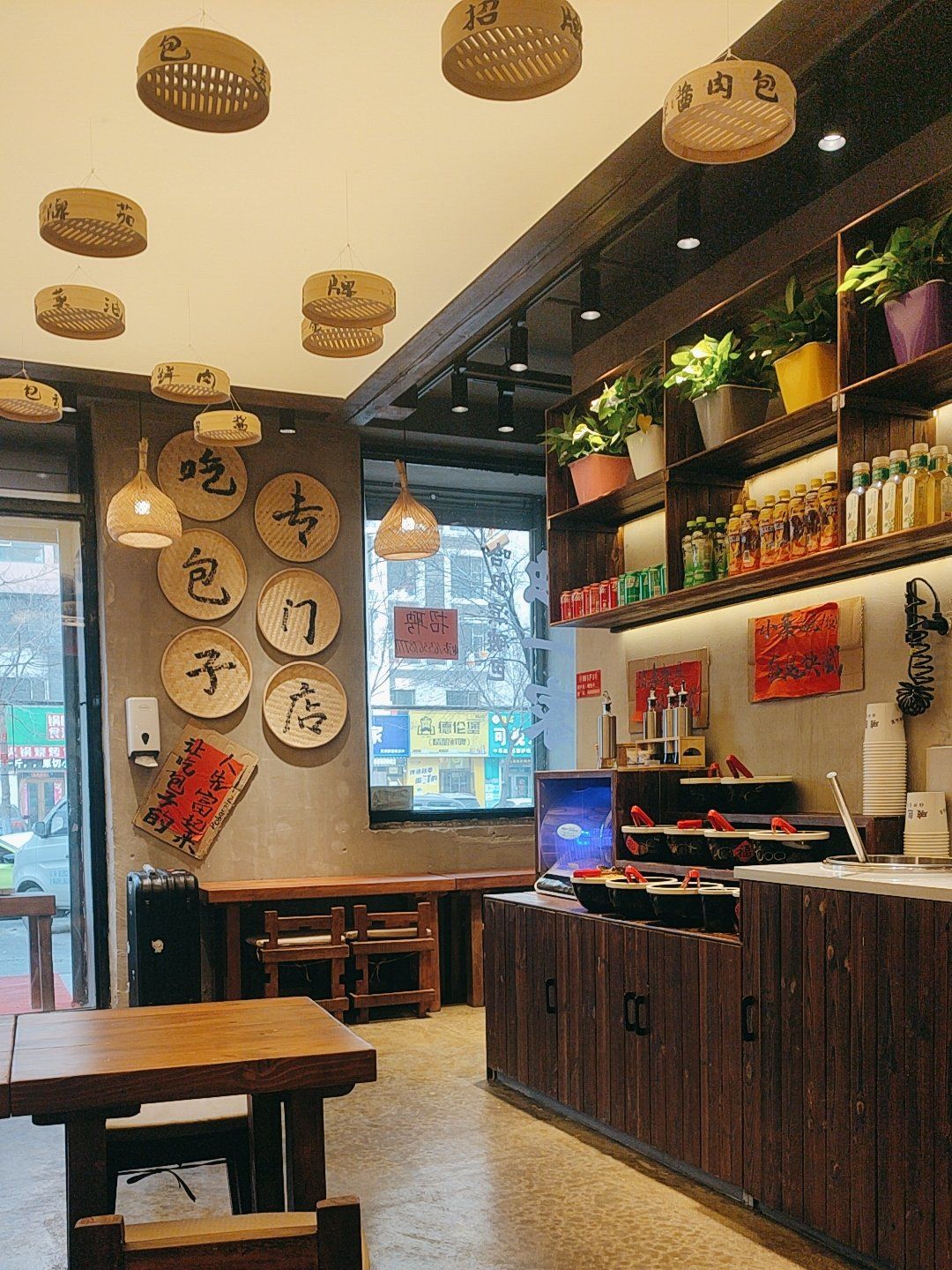 今天来到立汇美罗湾破包子铺吃包子,店里的