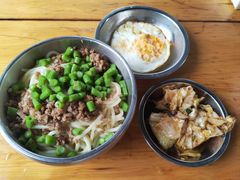 素椒杂酱面-左撇子私房面