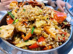 -凤凰路何眼镜香辣蟹(花果园店)