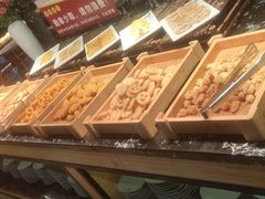 -釜御山海鲜烤肉火锅自助(新城市中心店)