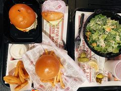 -The Habit Burger Grill 哈比特汉堡(爱琴海店)