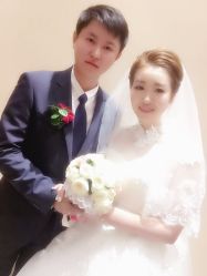 -贺贺新娘造型婚纱店