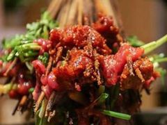 -拈签一笑黄牛肉辣卤串串