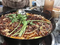 -鸿顺老铁锅美蛙鱼府(解放碑店)