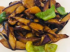 -关东小磨东北菜(上海长风大悦城店)
