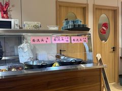 -小龙酒家(桂平路店)