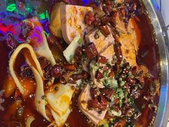 -晓彭肥肠鸡·泡椒鸡火锅(水木天地店)