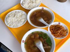 米饭-雨霖祥和炖肉(南市店)