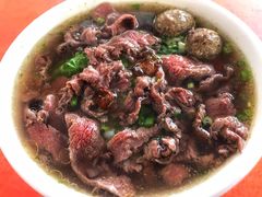 -阿伟牛肉店(东山店)