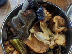 -鸿顺老铁锅美蛙鱼府(解放碑店)