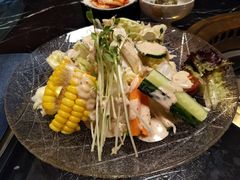 -山川小町·极番烧肉(新地假日广场店)