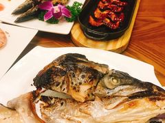 -青瓦餐厅·生鱼片·韩园烤肉(西塔店)