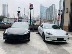 -TESLA 特斯拉(上海太古汇体验店)