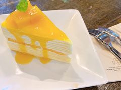 -莓园冰淇淋店