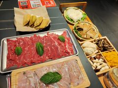 -由衷贵州酸汤牛肉火锅(新桥店)